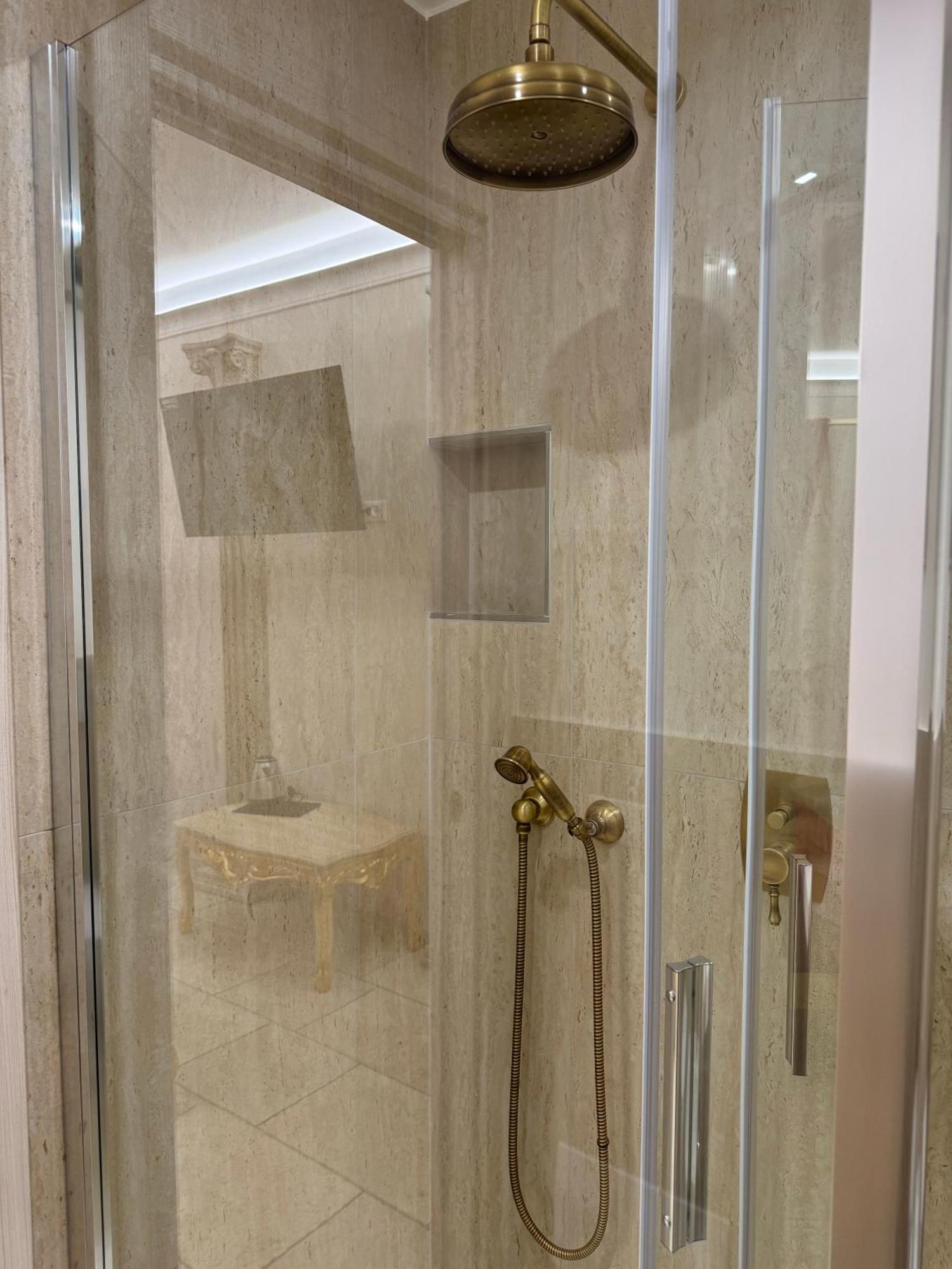 Jacuzzi Rooms Vatican Museum Roma Esterno foto